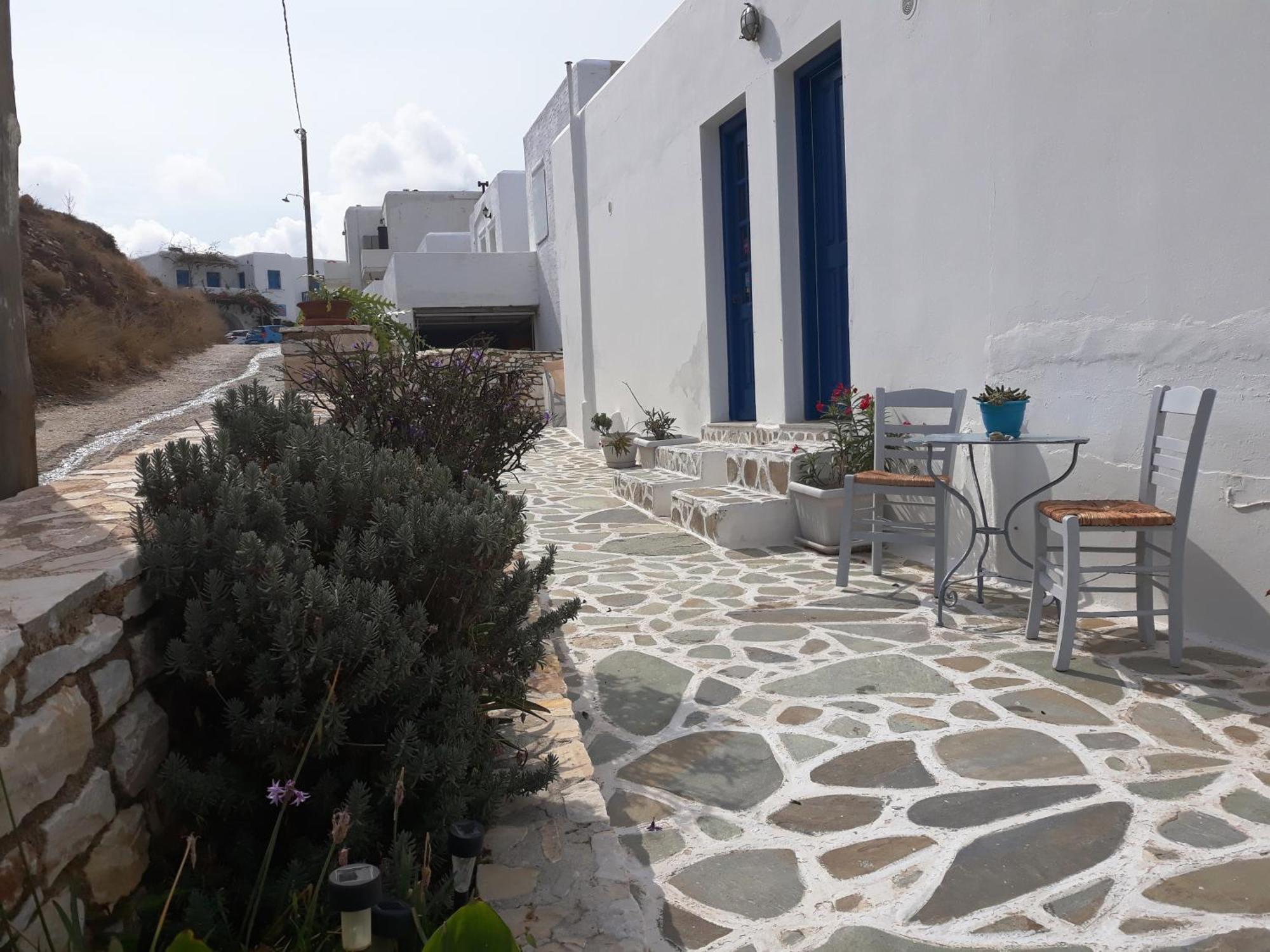 Athina'S Blue Studios เนาซา ภายนอก รูปภาพ
